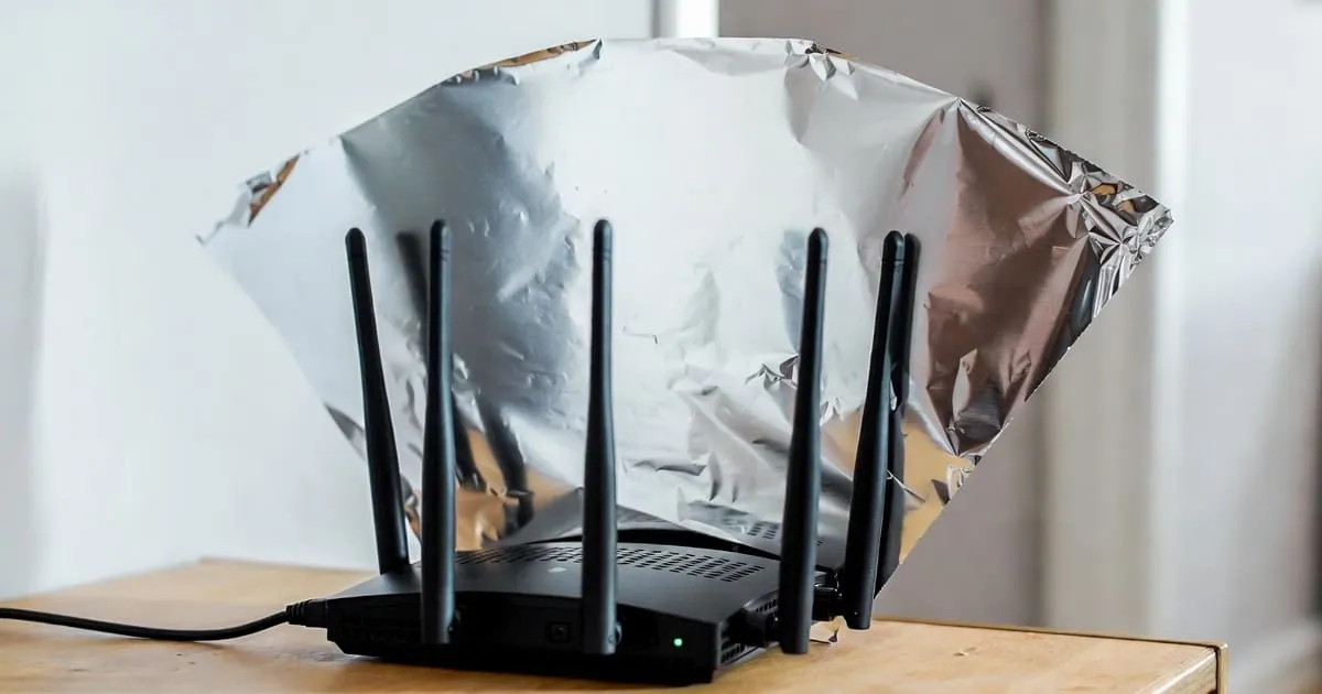 Zesilování WiFi signálu pomocí hliníkové fólie: může jednoduchý trik zlepšit vaši konektivitu?